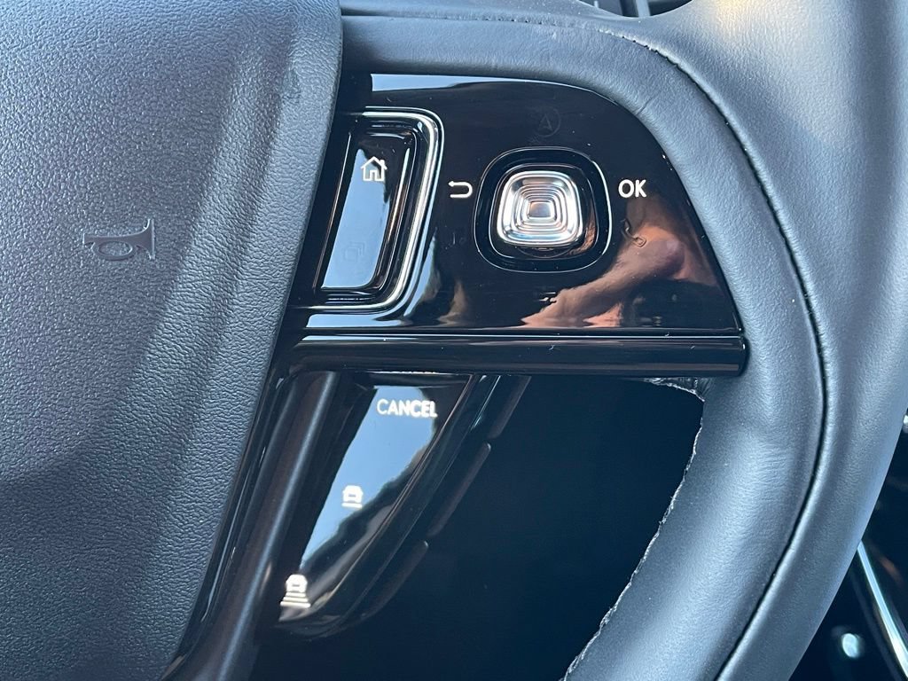 New 2026 Lincoln Corsair Reserve FWD image 7
