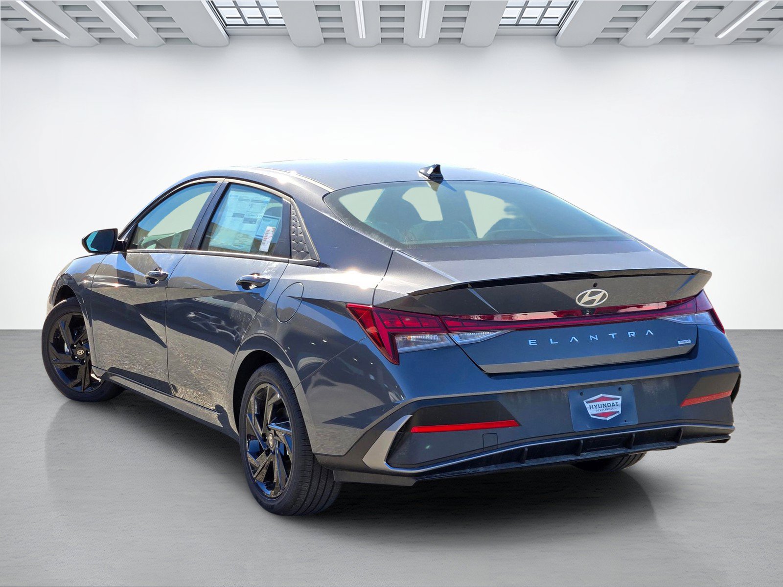 New 2026 Hyundai Elantra Hybrid FWD image 5