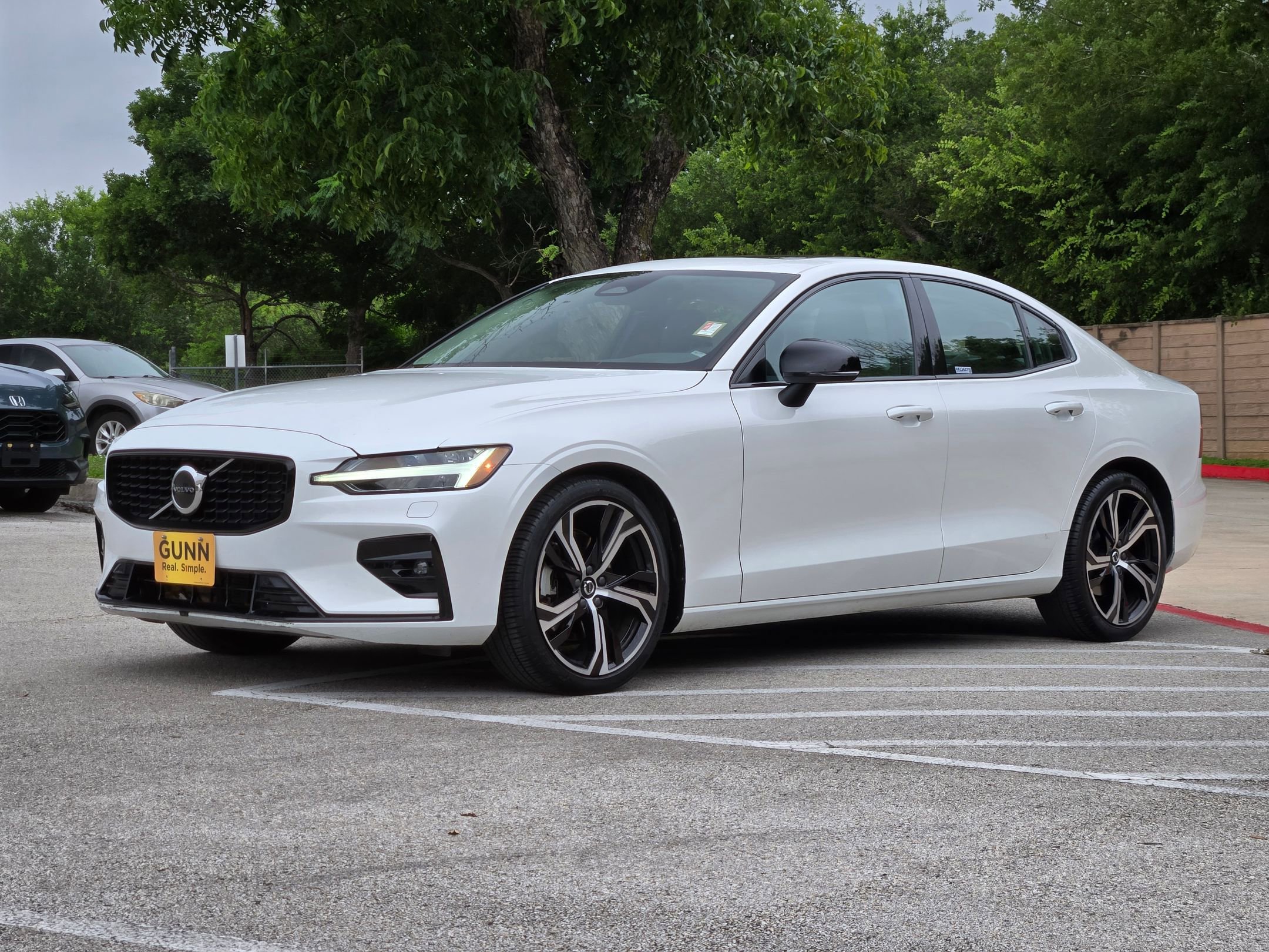 Used 2024 Volvo S60 B5 Core AWD/4WD image 7