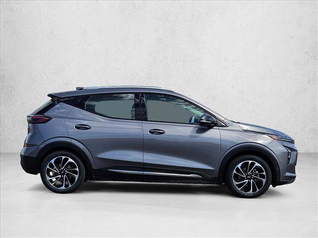 Used 2023 Chevrolet Bolt EUV Premier w/ Super Cruise Package image 4