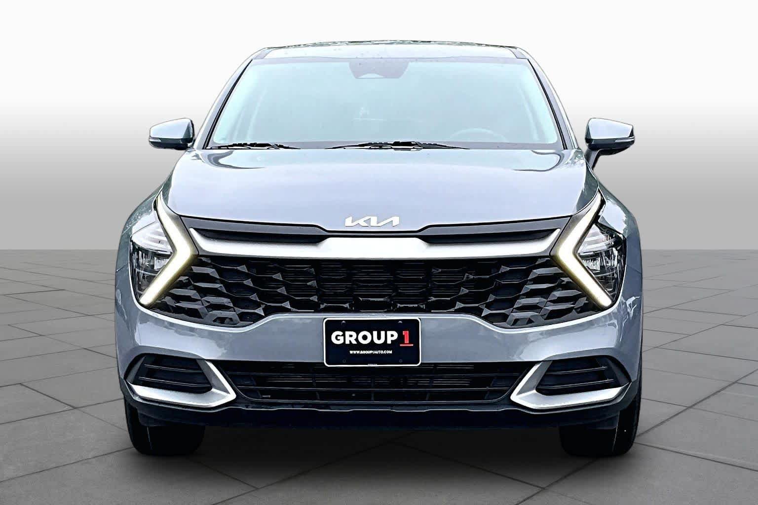 Used 2023 Kia Sportage EX FWD image 5