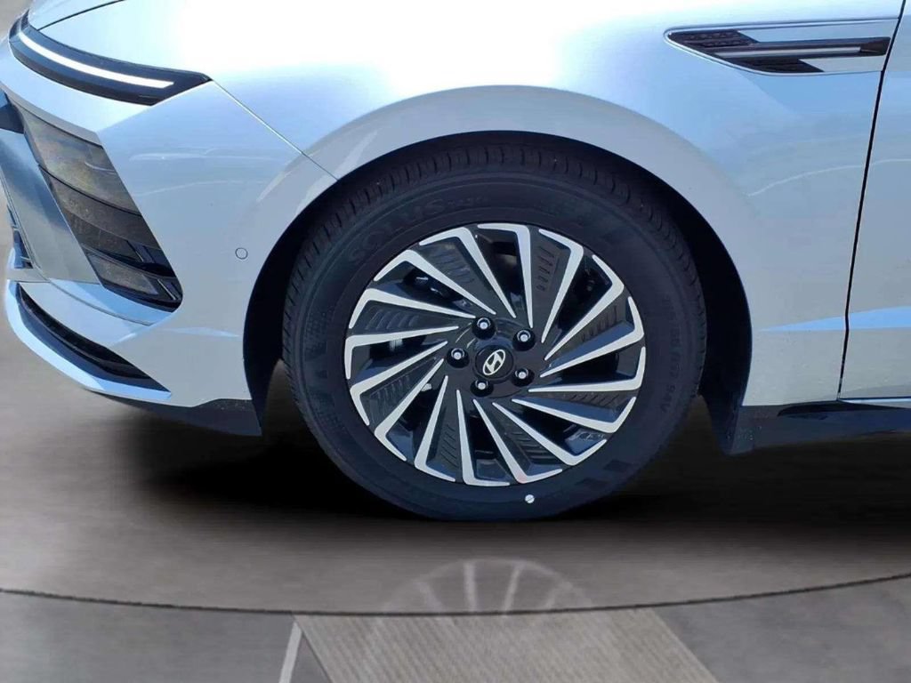 New 2026 Hyundai Sonata Limited FWD image 15