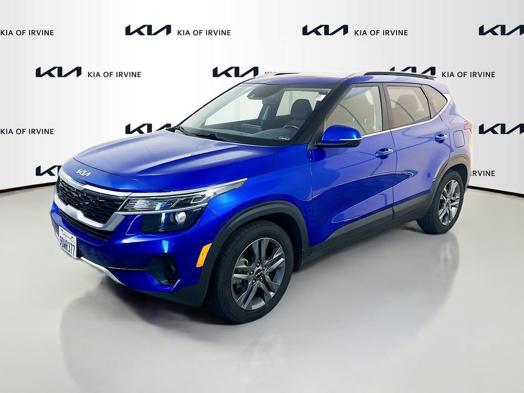 Certified 2023 Kia Seltos S w/ Navigation Package FWD image 3