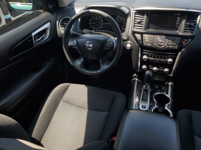 Used 2018 Nissan Pathfinder SV w/ SV Tech Package AWD/4WD image 15