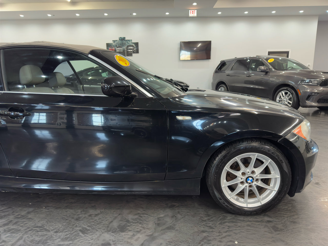 Used 2011 BMW 128i Convertible image 12