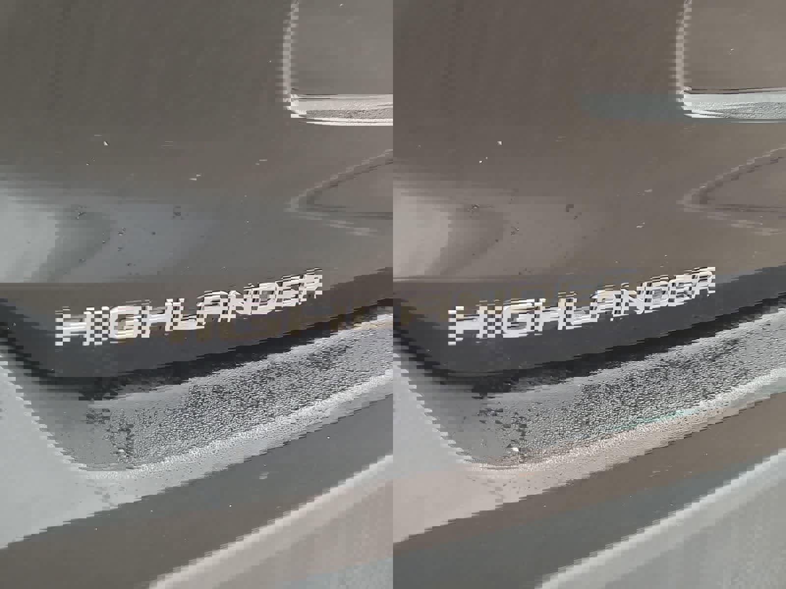 Used 2023 Toyota Highlander XLE image 15