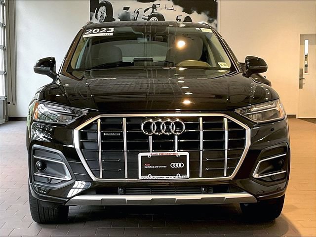 Used 2023 Audi Q5 Premium w/ Convenience Package AWD/4WD image 10