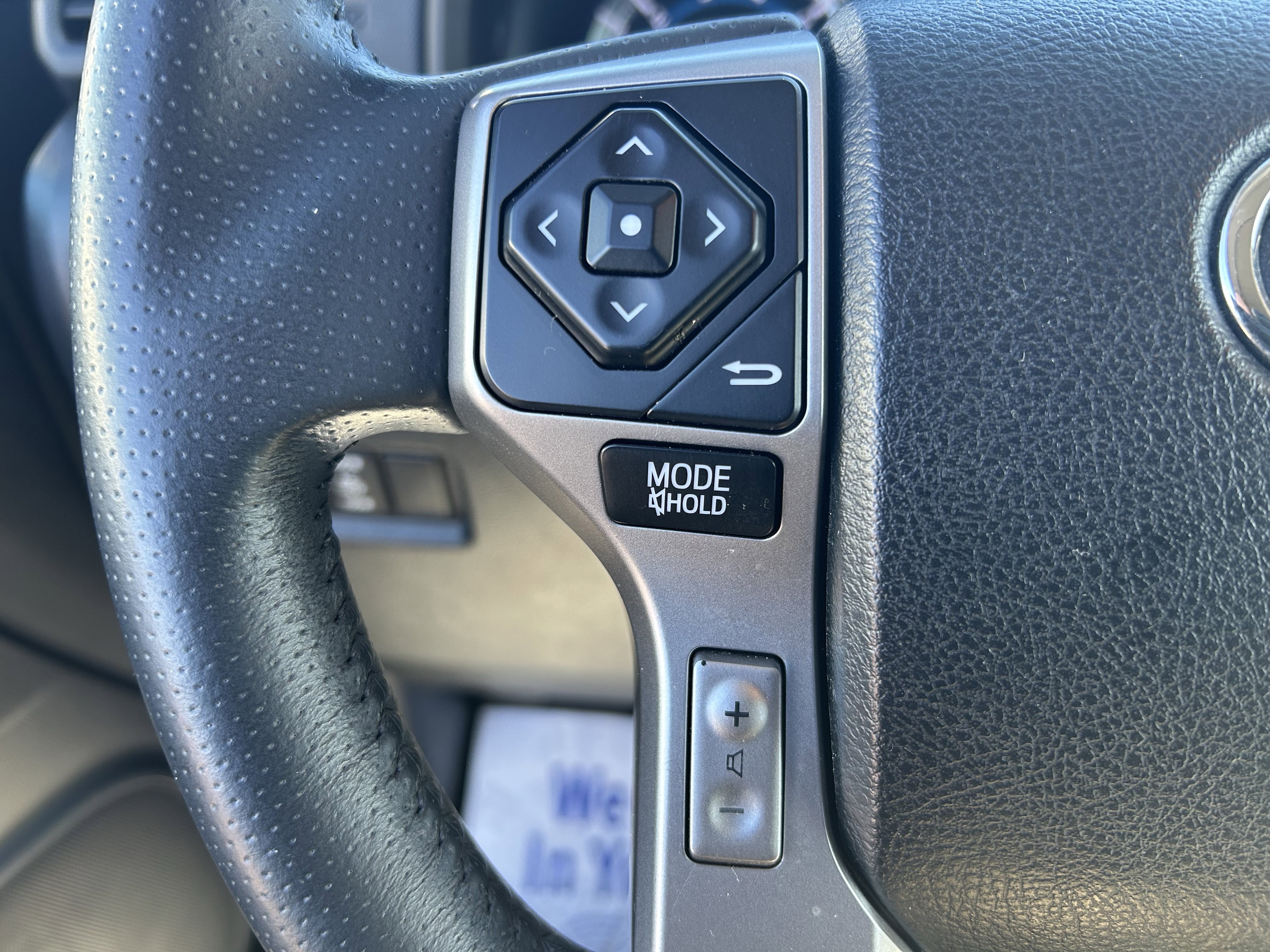 Certified 2018 Toyota 4Runner Limited AWD/4WD image 23
