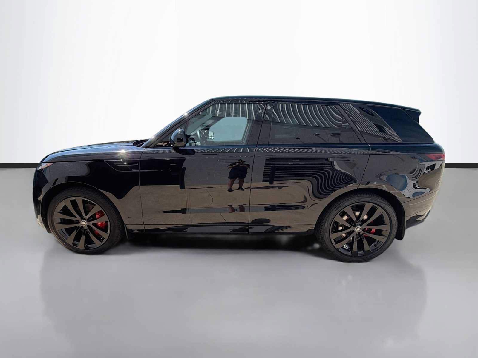 Certified 2025 Land Rover Range Rover Sport Dynamic SE AWD/4WD image 5