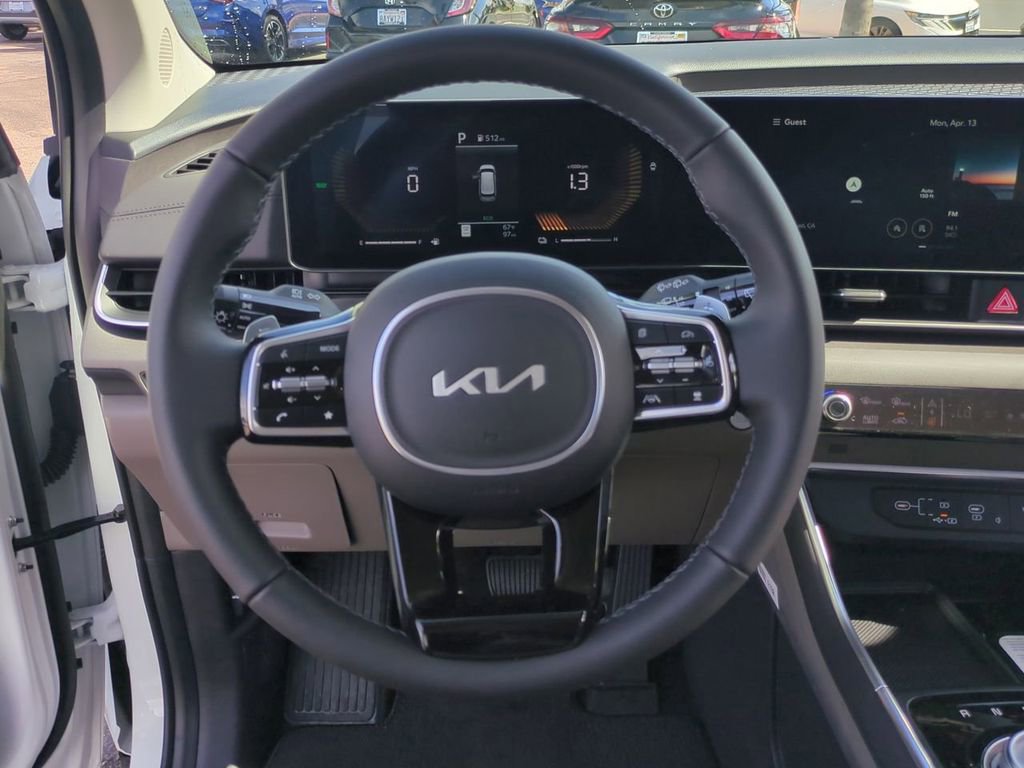 New 2026 Kia Carnival EX FWD image 11