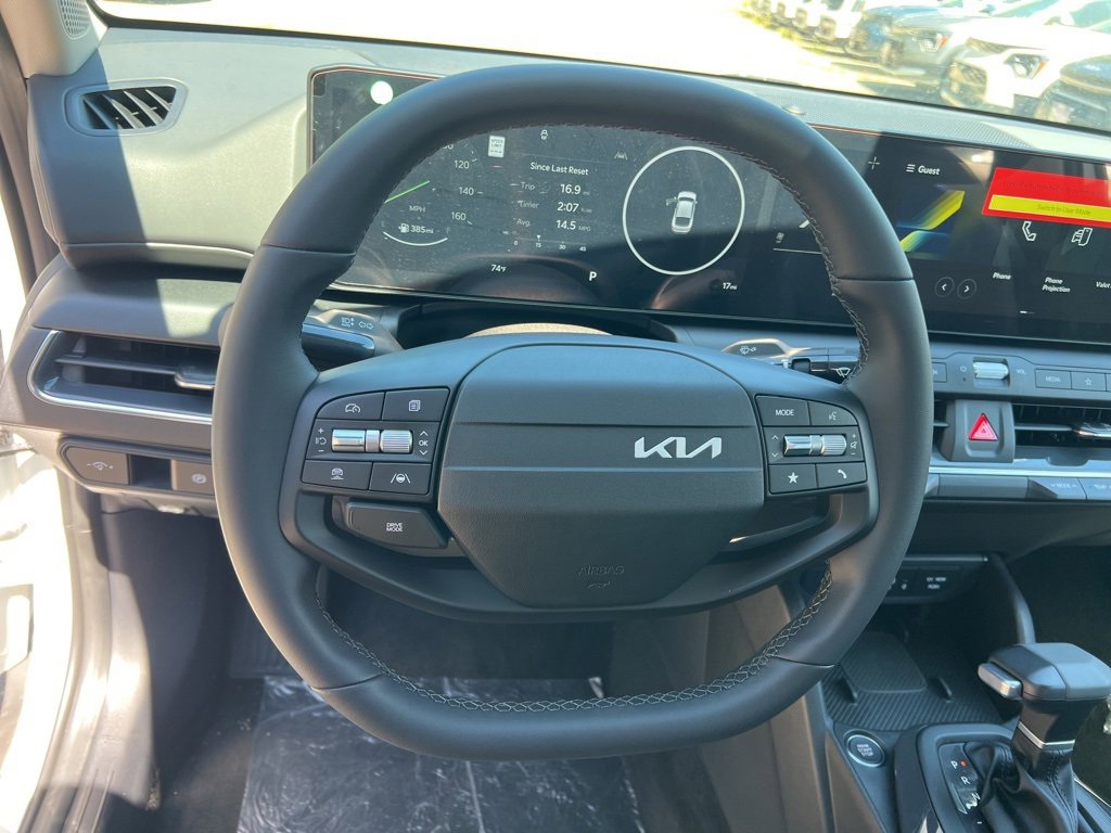 New 2025 Kia K4 EX image 9