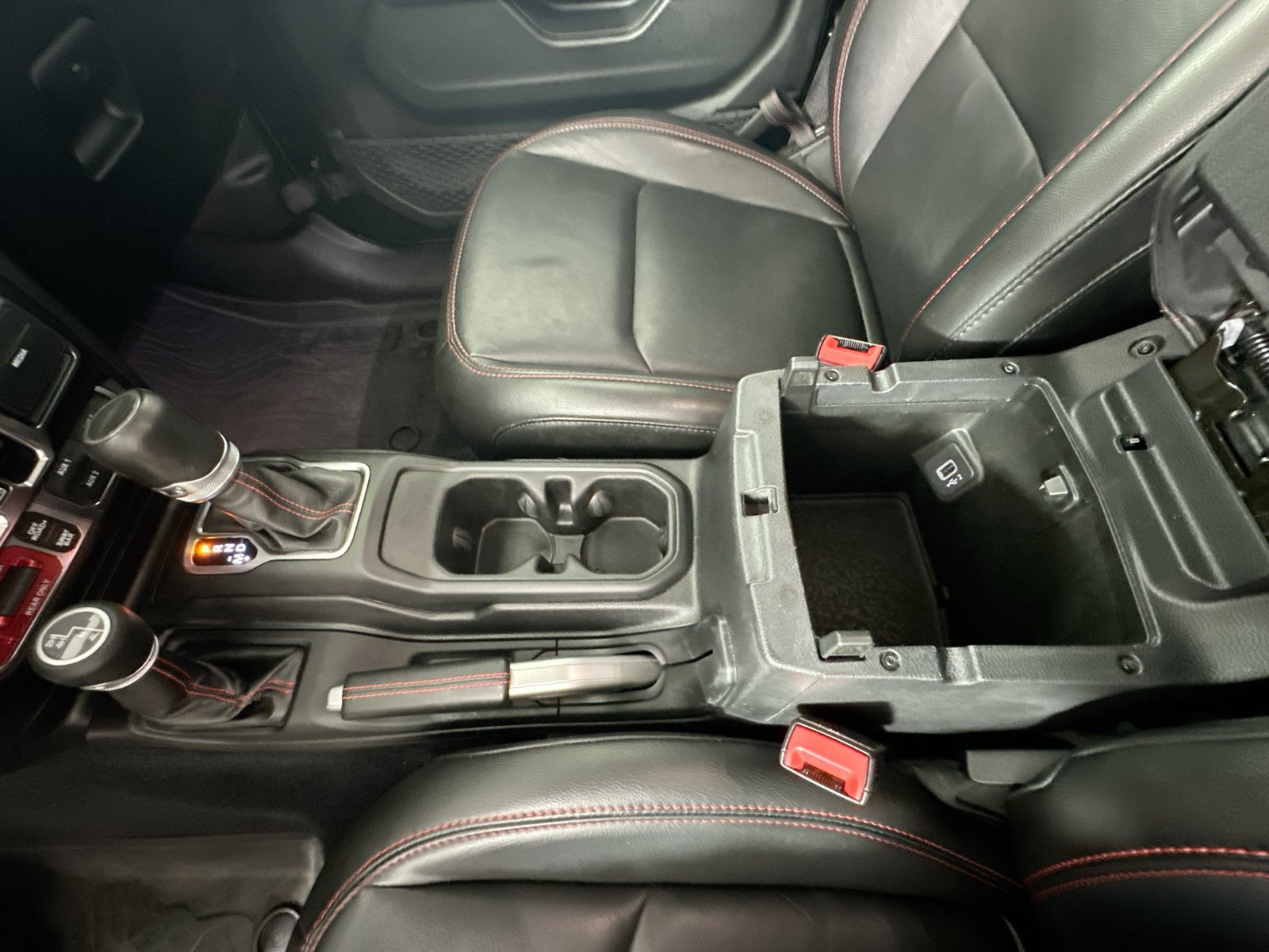 Used 2020 Jeep Gladiator Rubicon AWD/4WD image 29