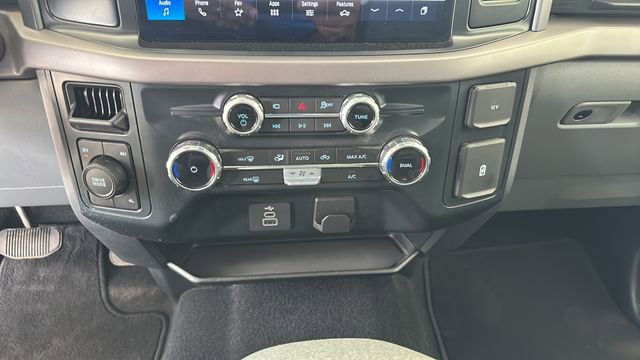 Used 2025 Ford F150 XLT w/ Equipment Group 301A Standard AWD/4WD image 13
