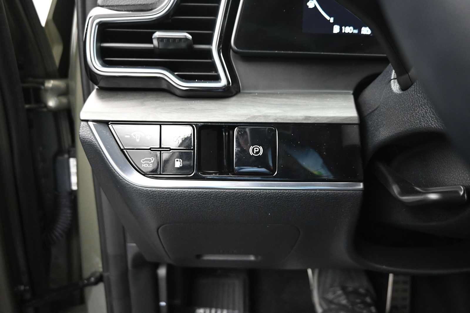 Used 2025 Kia Sportage X-Line Prestige AWD/4WD image 16