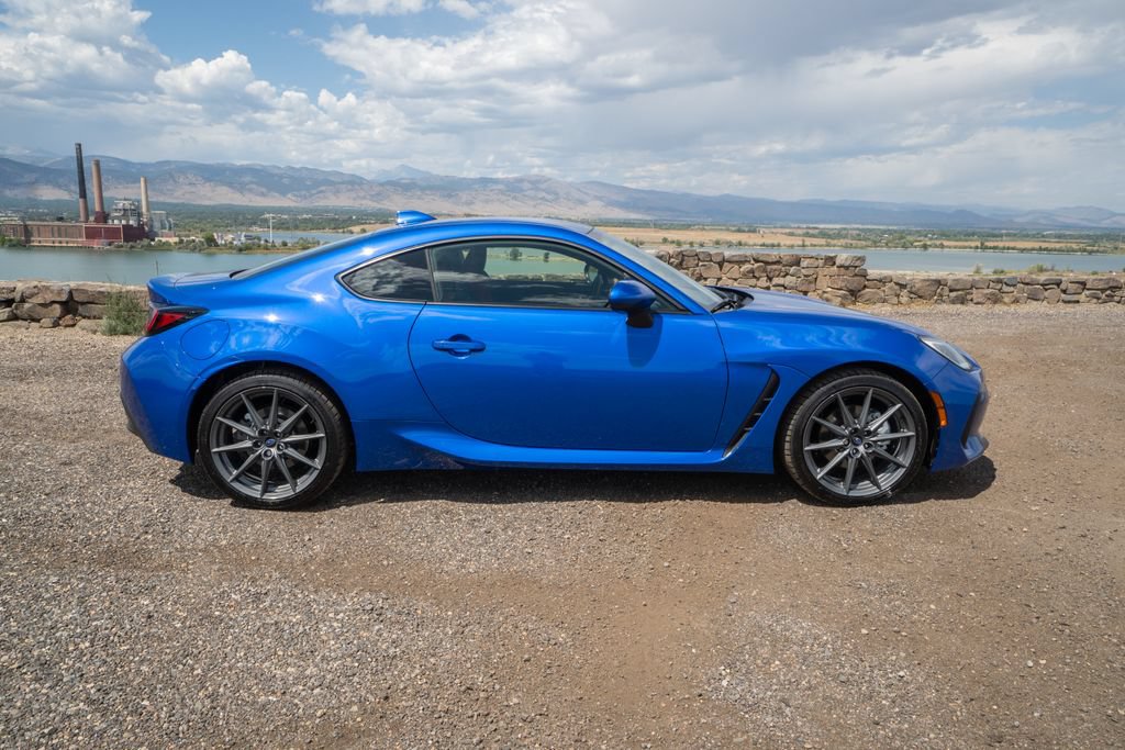 Certified 2025 Subaru BRZ Limited w/ Popular Package 2 RWD image 4