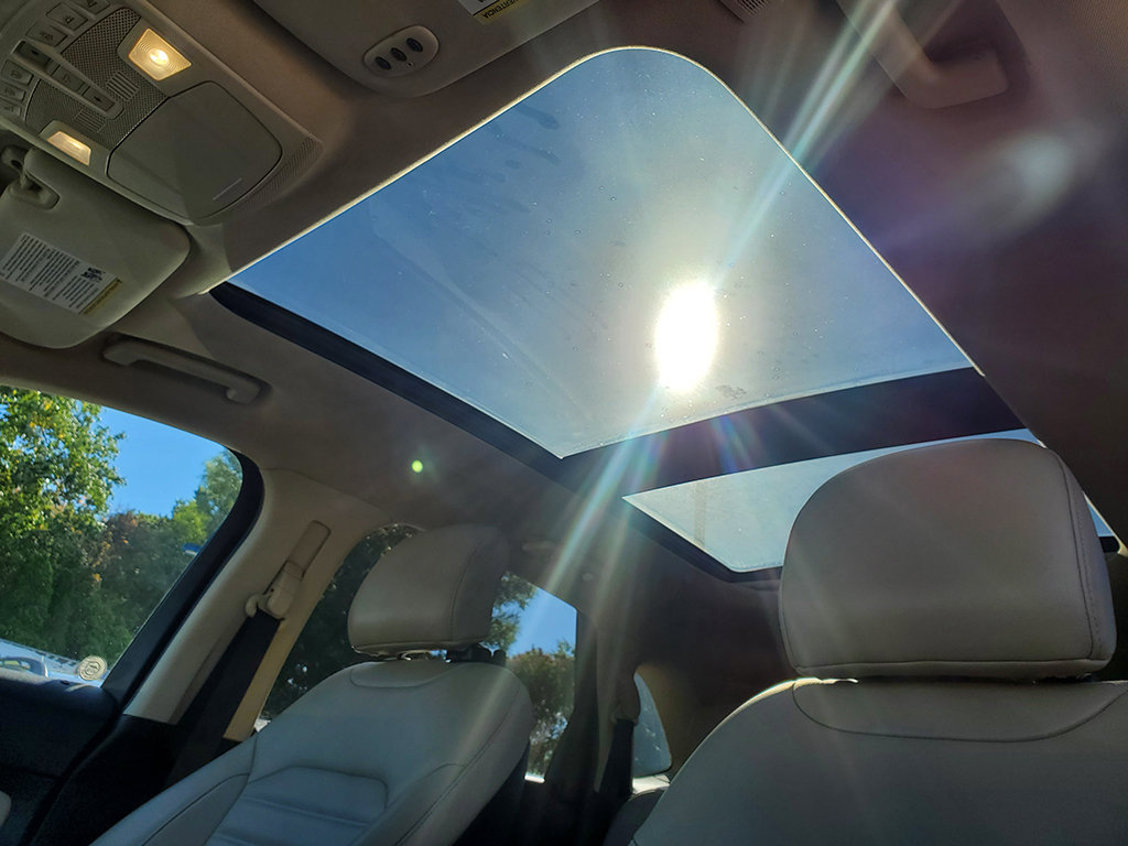 Certified 2019 Ford Edge SEL w/ Equipment Group 201A AWD/4WD image 29