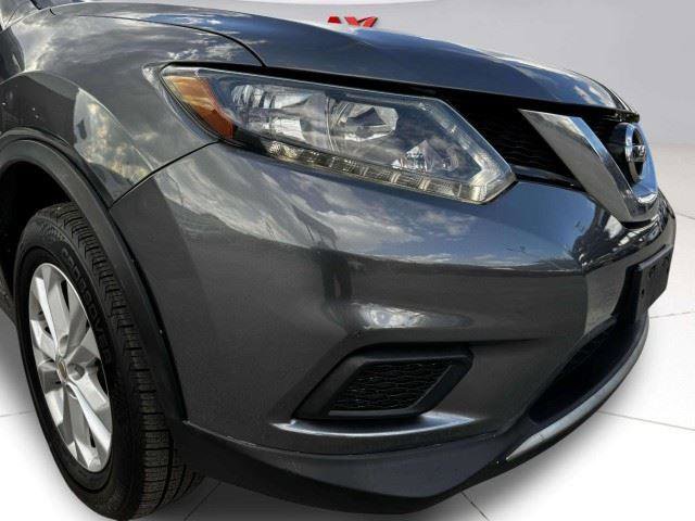 Used 2015 Nissan Rogue SV FWD image 10