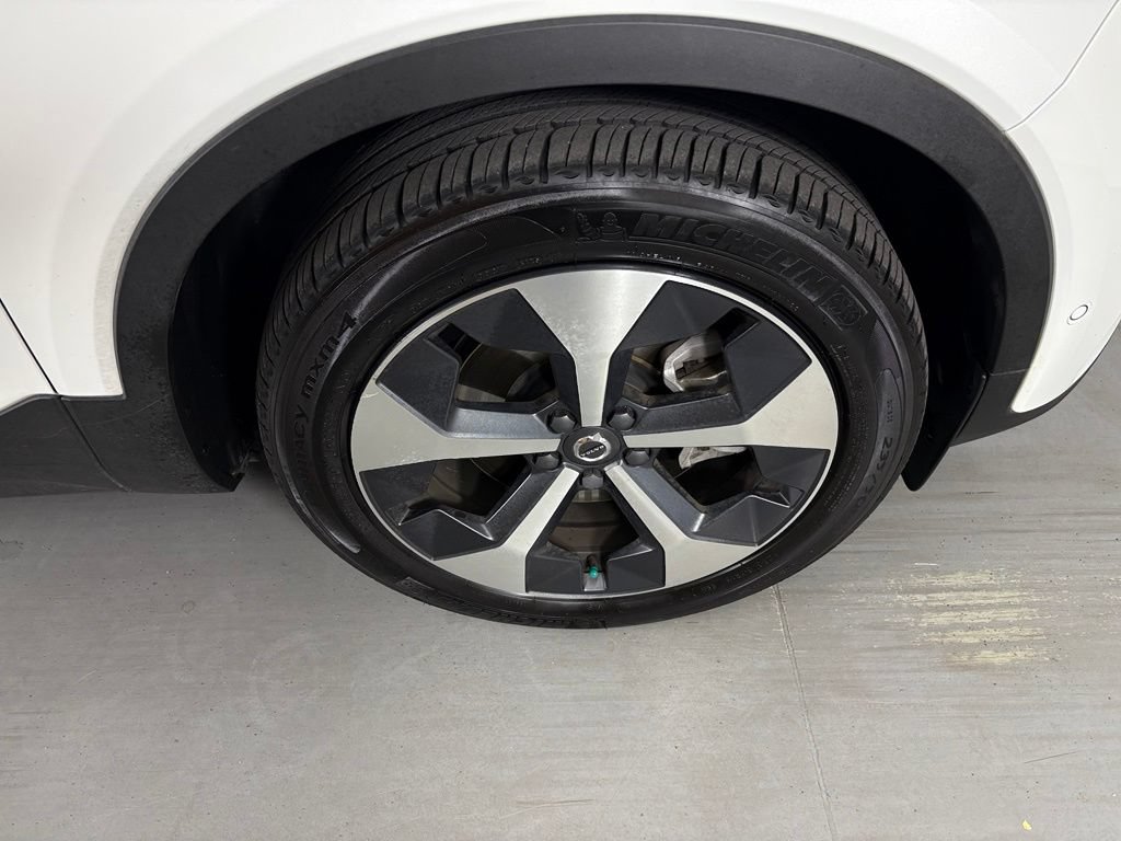 Used 2026 Volvo XC40 B5 Plus AWD/4WD image 10