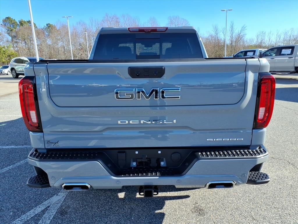 Used 2025 GMC Sierra 1500 Denali Ultimate image 4