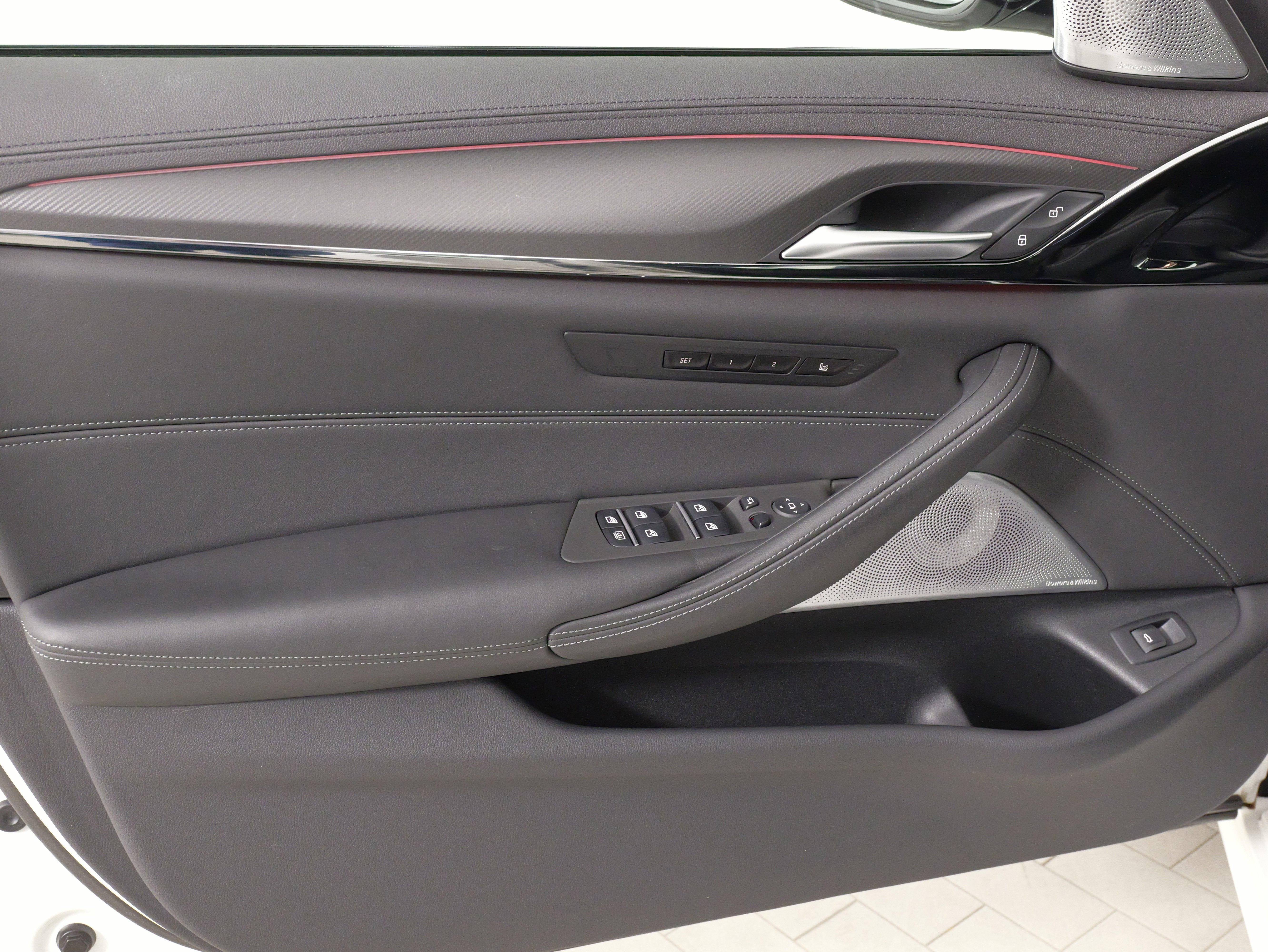 Used 2023 BMW M5 w/ Competition Package image 28