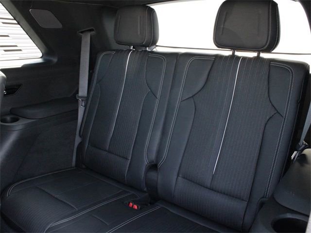 New 2026 Cadillac Vistiq Luxury w/ LPO, Floor Liner Package image 13