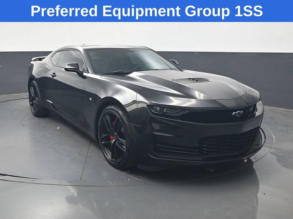 Used 2023 Chevrolet Camaro SS RWD image 2