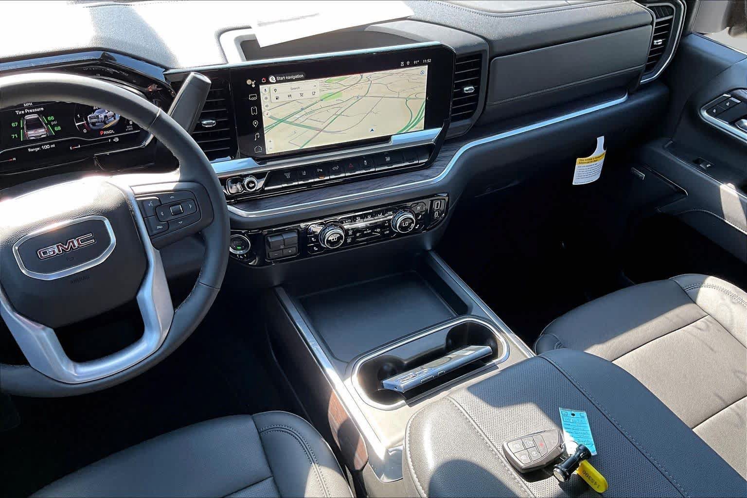 New 2025 GMC Sierra 3500 SLT w/ SLT Premium Package AWD/4WD image 7