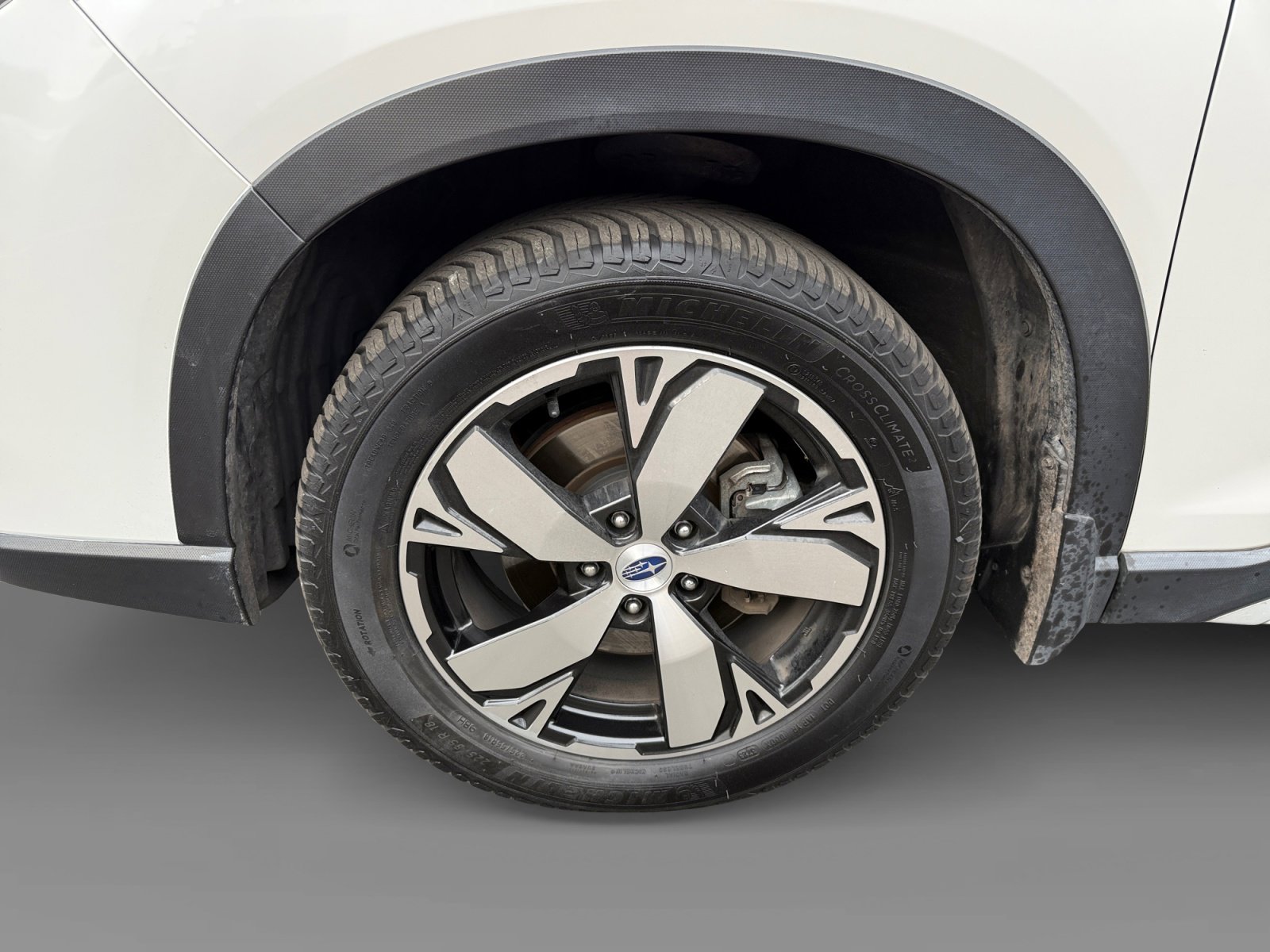 Used 2019 Subaru Forester Touring w/ Popular Package #3 image 9