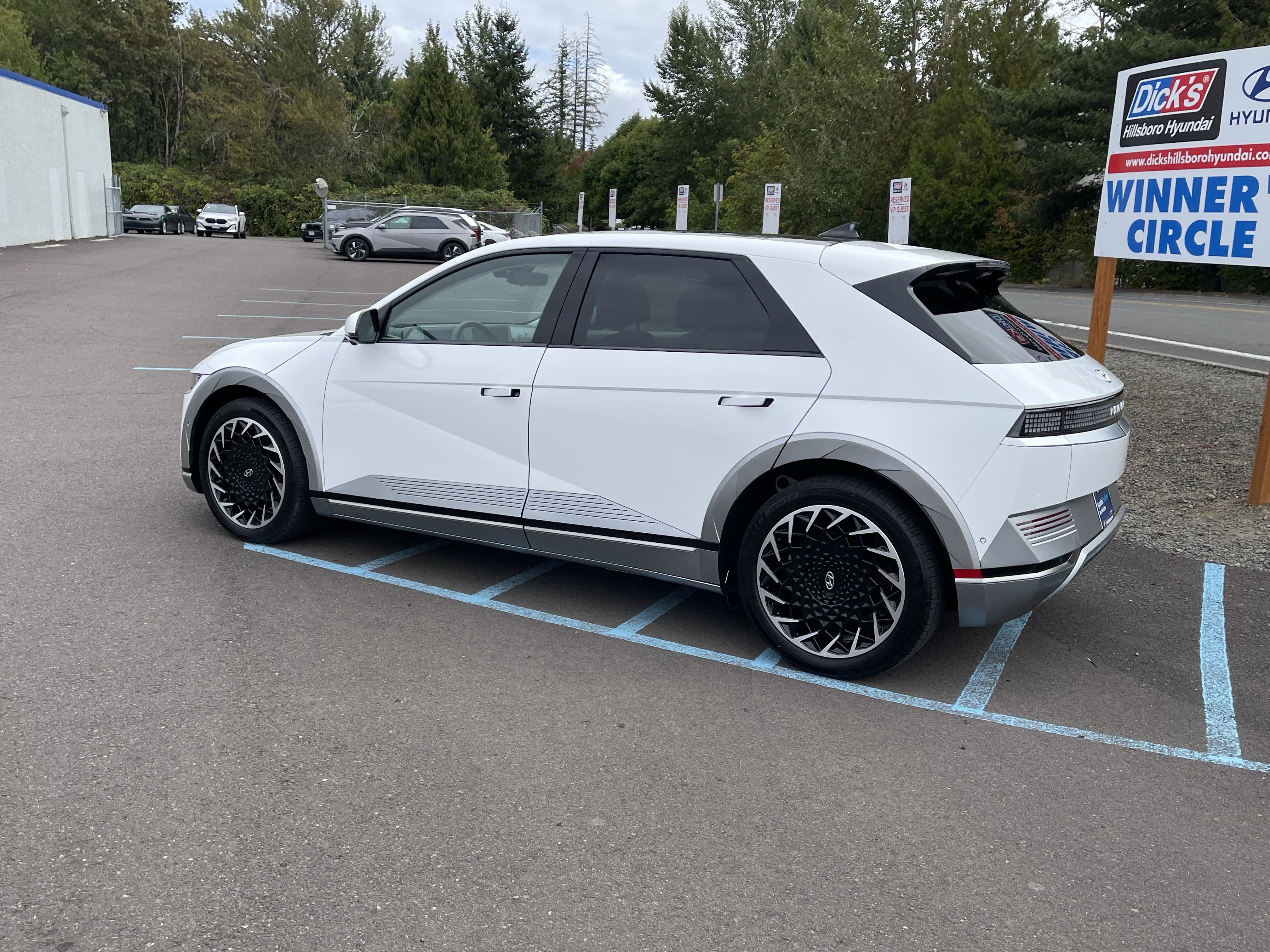Certified 2024 Hyundai Ioniq 5 Limited AWD/4WD image 3