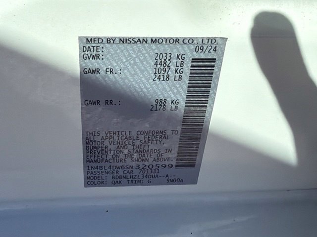 Used 2025 Nissan Altima 2.5 SV AWD/4WD image 24