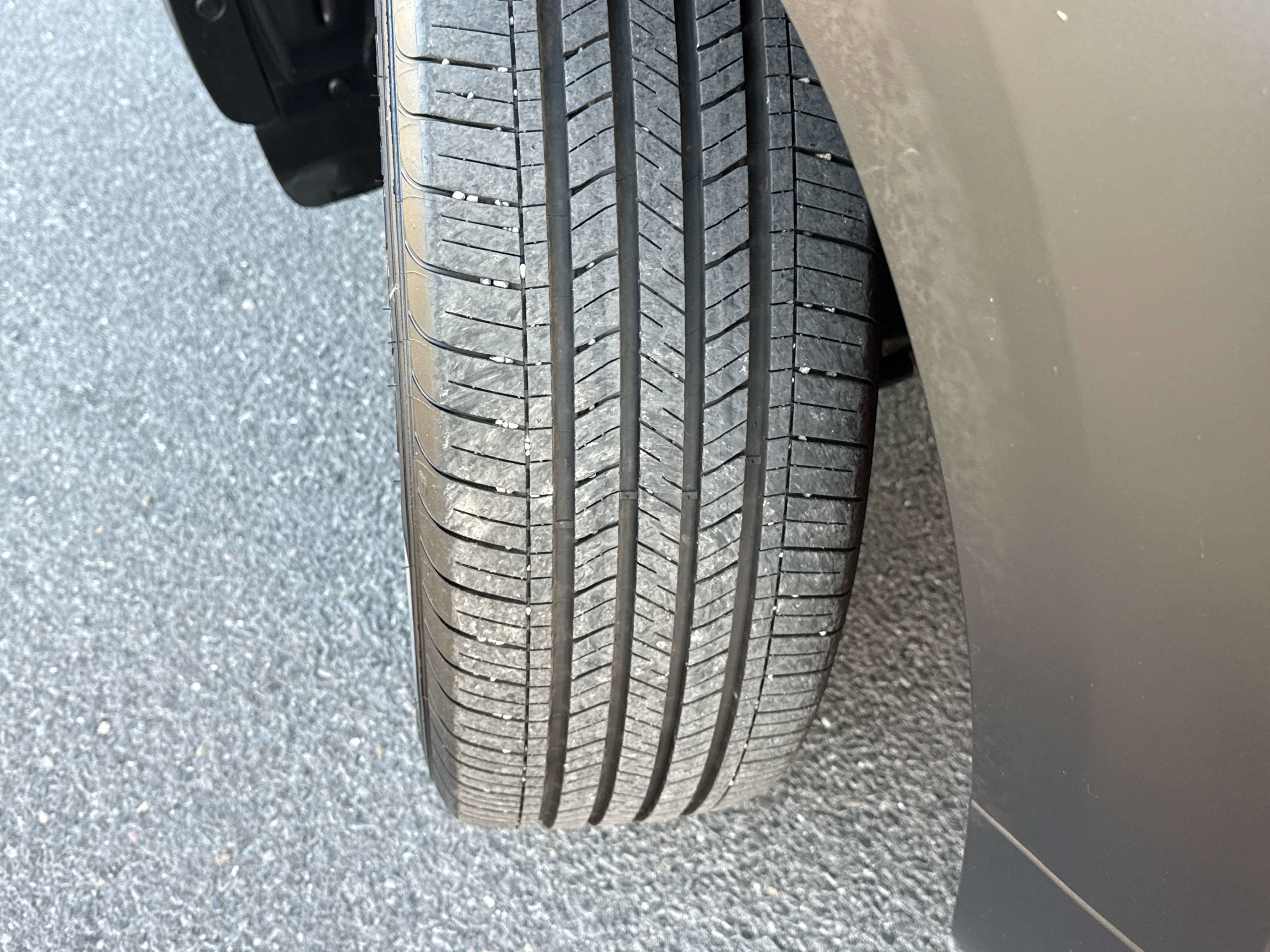 Used 2025 MAZDA CX-50 2.5 Hybrid w/ Premium Plus Pkg image 7