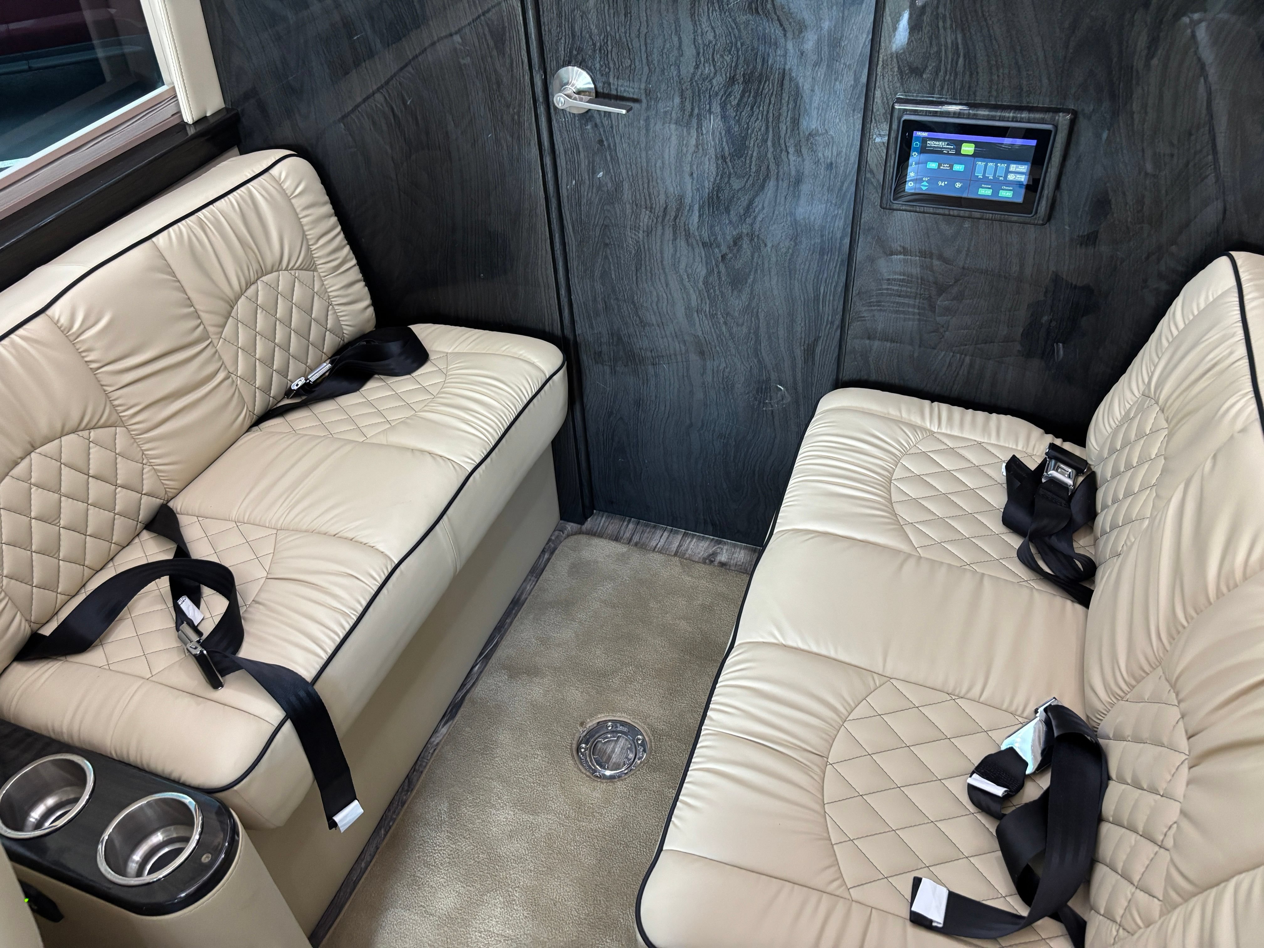 Used 2020 Mercedes-Benz Sprinter 2500 w/ Windows All Around Package image 44