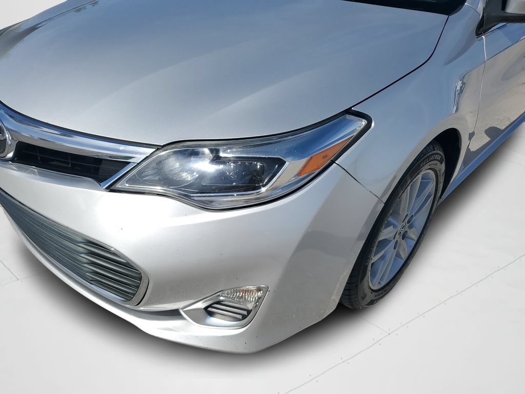 Used 2014 Toyota Avalon XLE FWD image 25