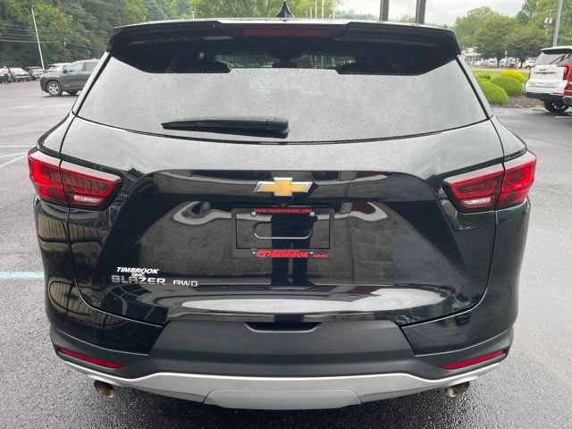 Used 2025 Chevrolet Blazer LT AWD/4WD image 10