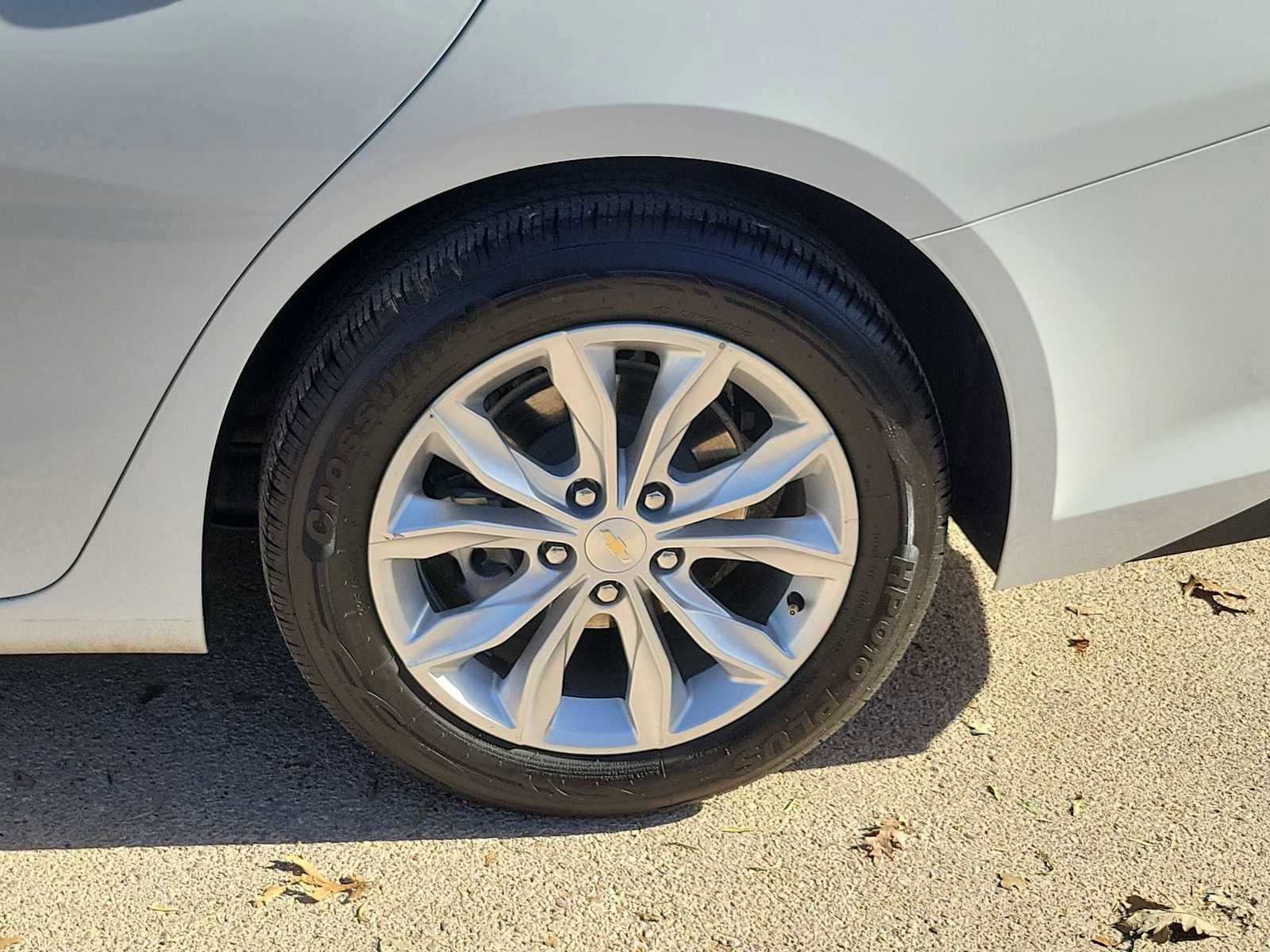 Used 2023 Chevrolet Malibu LT image 8