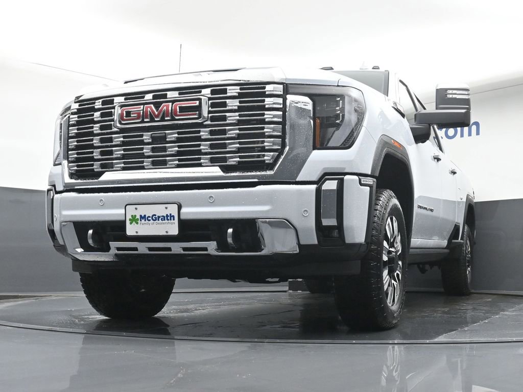 New 2026 GMC Sierra 3500 Denali w/ Technology Package image 6
