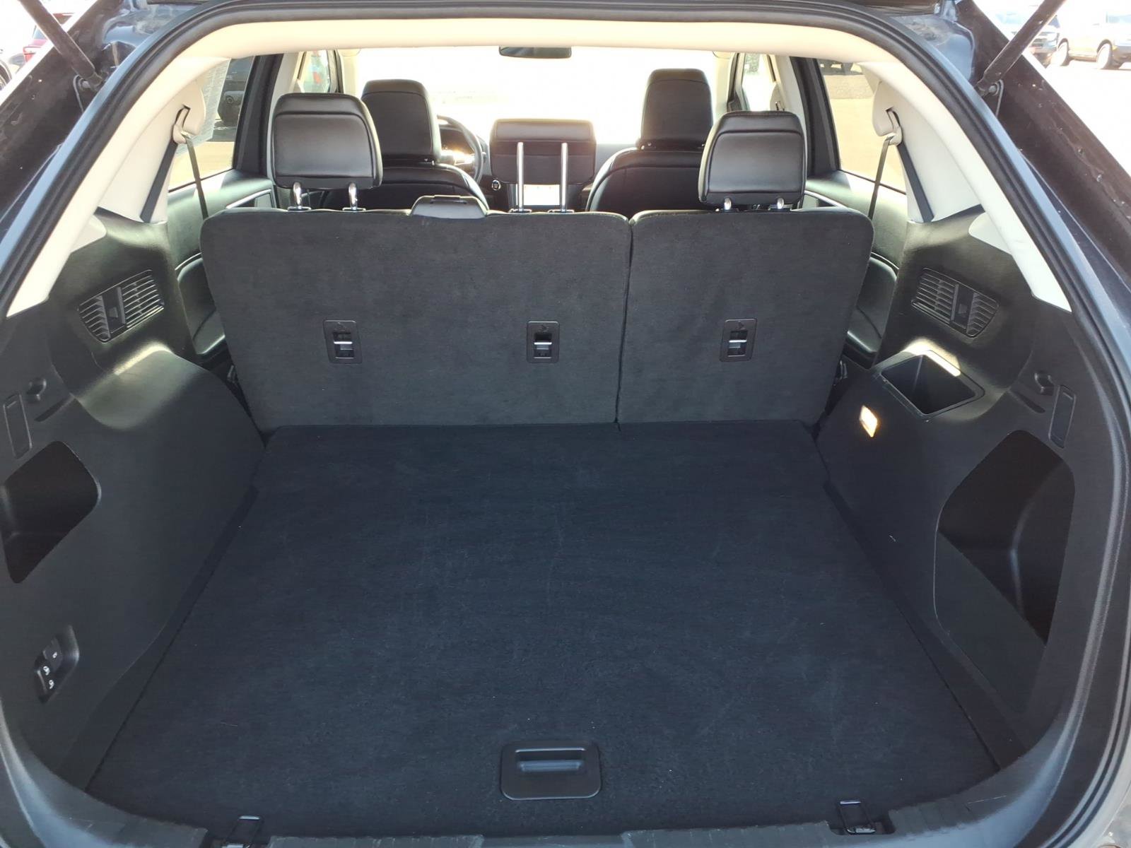 Used 2023 Ford Edge SEL image 20