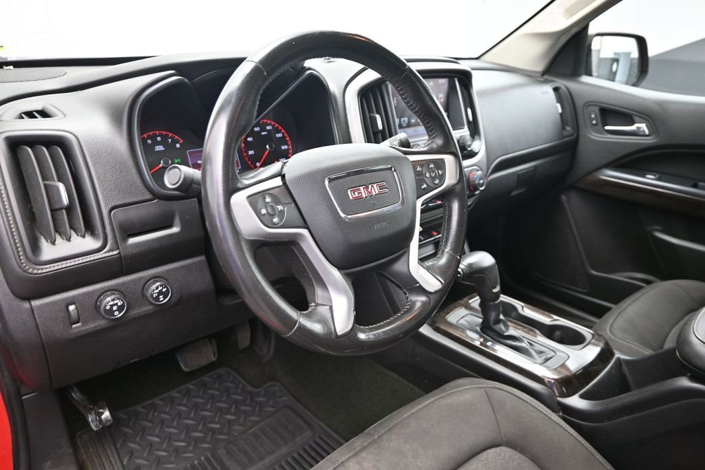 Used 2016 GMC Canyon SLE AWD/4WD image 14