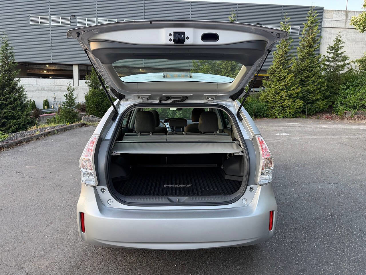 Used 2014 Toyota Prius V Three FWD image 12