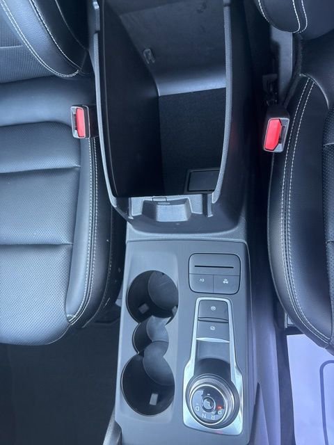 Used 2022 Ford Escape SEL w/ Class II Trailer Tow Package image 25