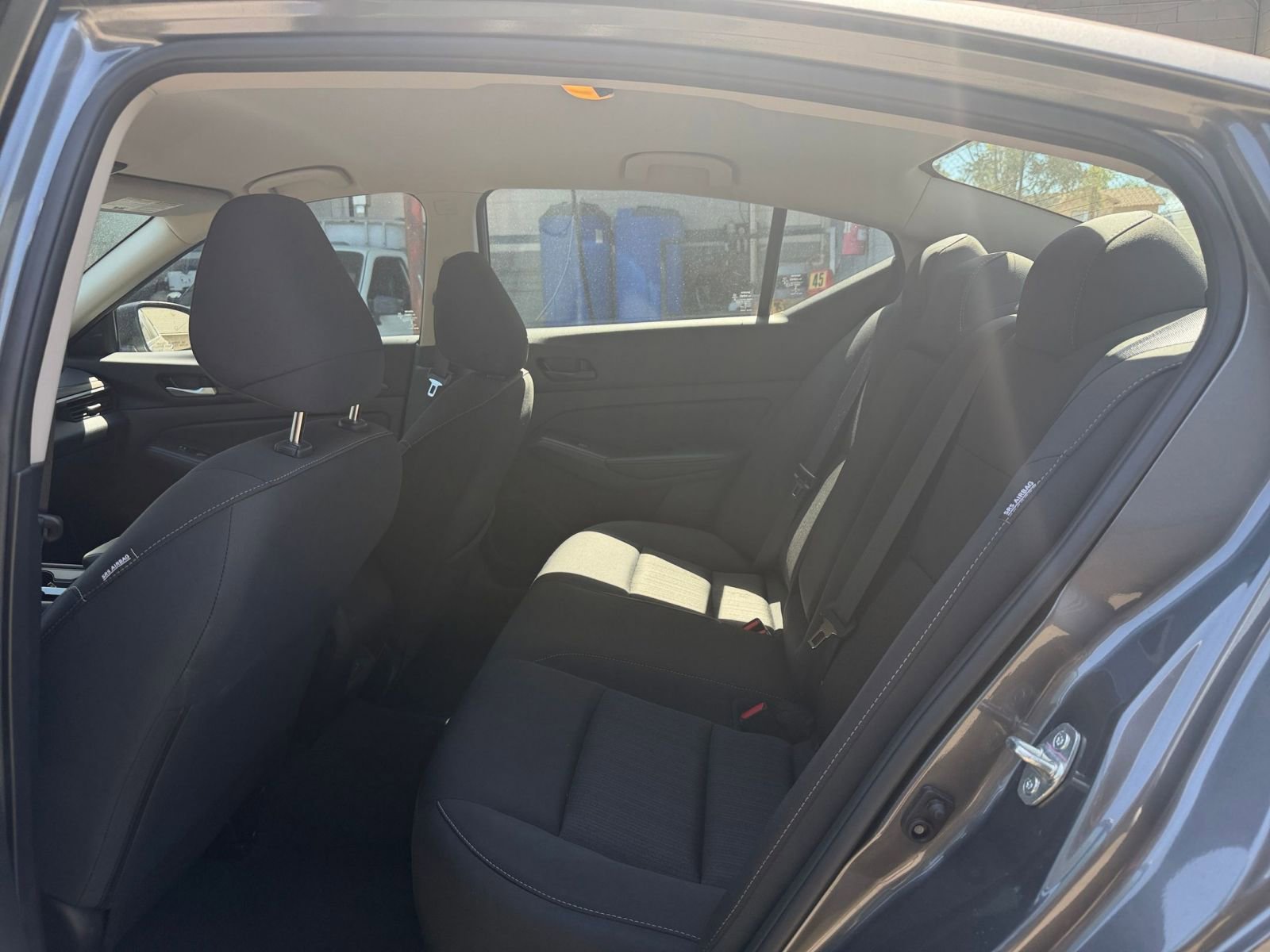 Used 2025 Nissan Altima 2.5 SV FWD image 25