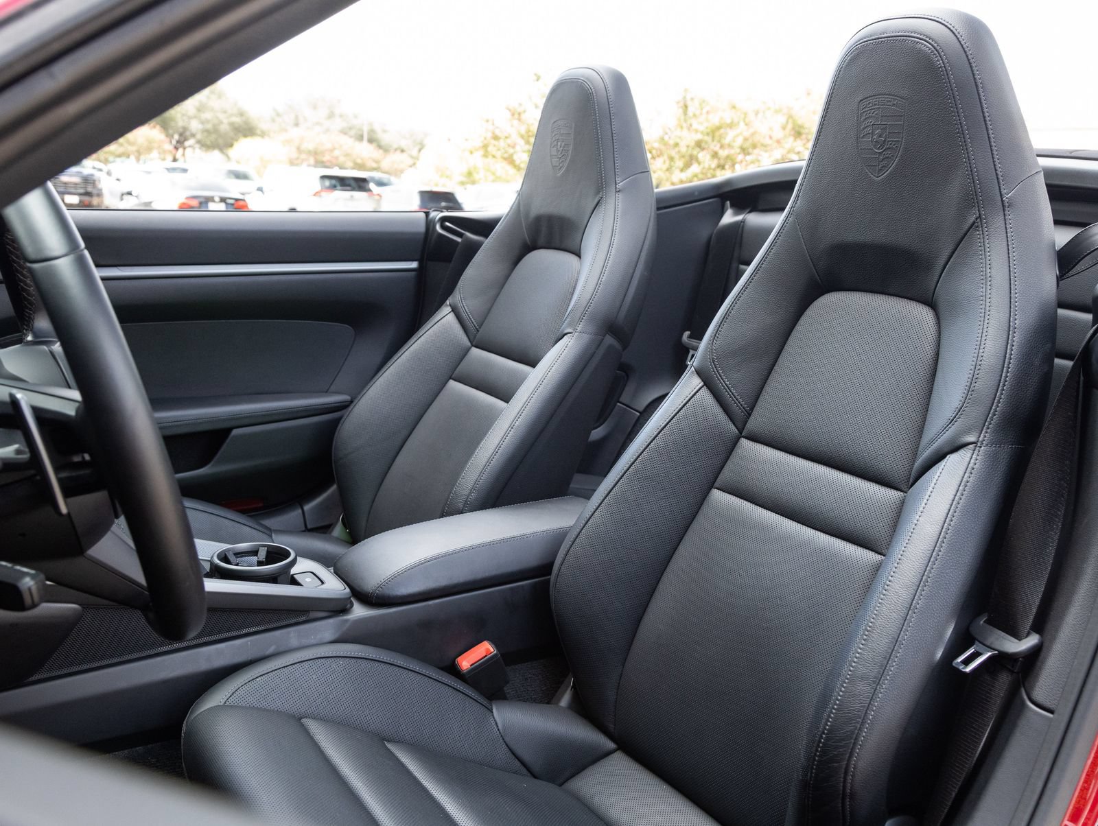 Certified 2022 Porsche 911 Carrera RWD image 4