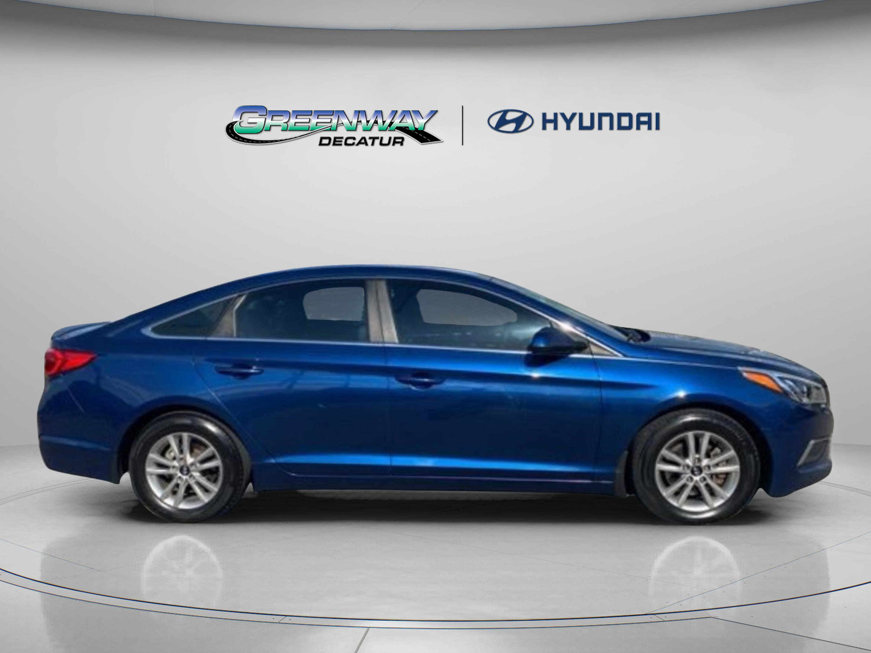 Used 2017 Hyundai Sonata SE FWD image 6