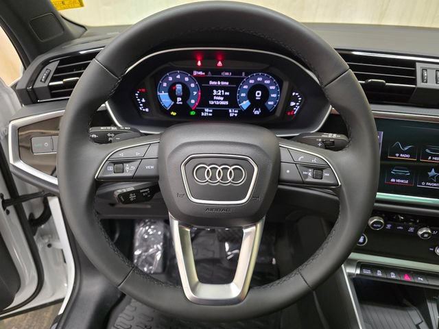 Certified 2025 Audi Q3 2.0T Premium w/ Convenience Plus Package AWD/4WD image 16