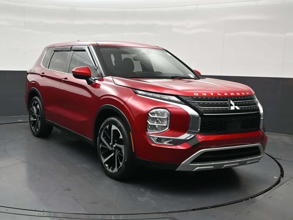 Used 2023 Mitsubishi Outlander SE FWD image 7