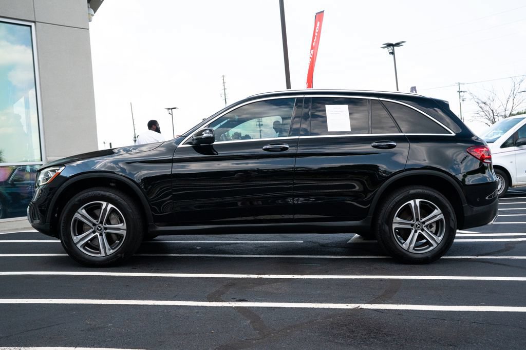 Used 2021 Mercedes-Benz GLC 300 4MATIC w/ Premium Package image 22