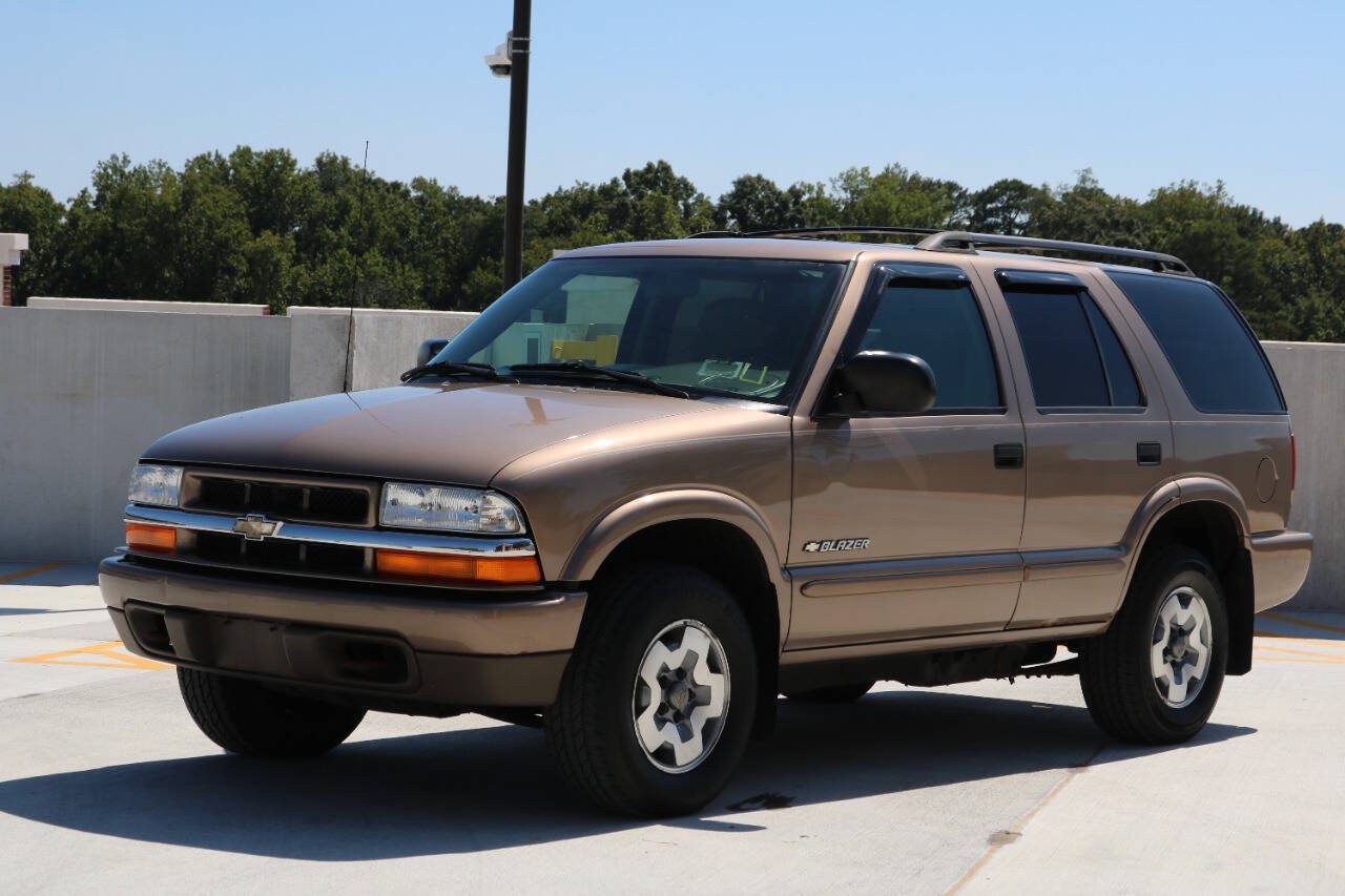 Used 2004 Chevrolet Blazer LS w/ Preferred Equipment Group AWD/4WD image 16