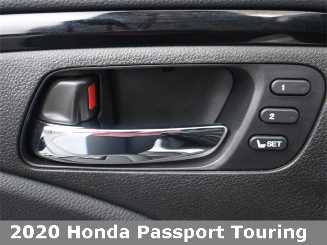 Used 2020 Honda Passport Touring image 13
