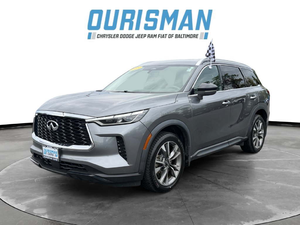 Used 2023 INFINITI QX60 Luxe w/ Vision Package AWD/4WD image 2