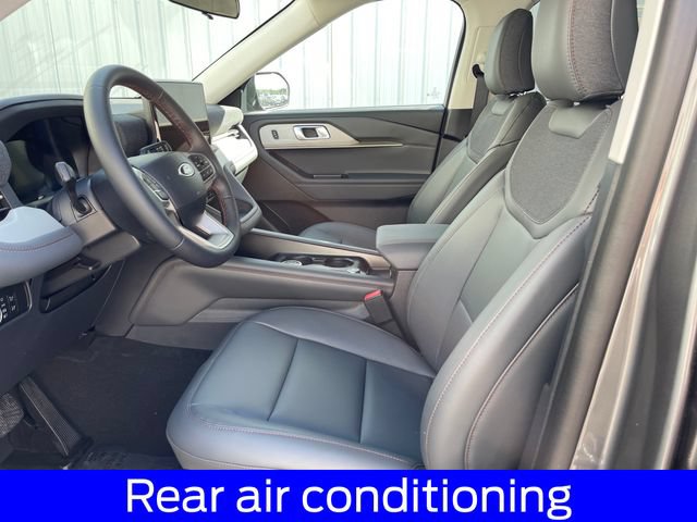 New 2026 Ford Explorer Active w/ Active Comfort Package AWD/4WD image 9